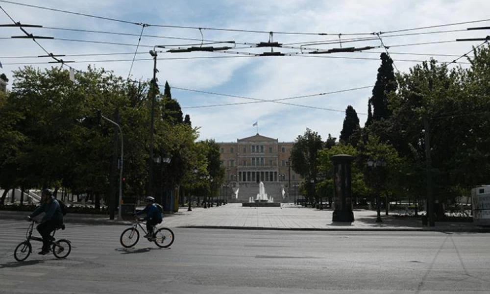 Συναγερμός στην Αθήνα για μεταλλαγμένο στέλεχος κορονοϊού